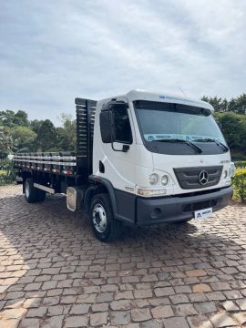 Mercedes Benz Accelo 1016