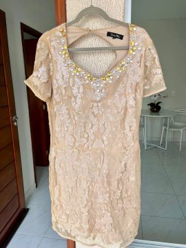Vestido de Festa Curto Plus Size