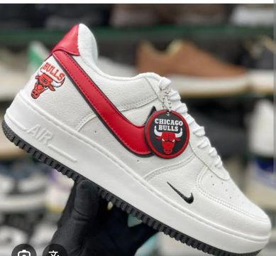 Tênis Nike Air Force 1 Chicago Bulls