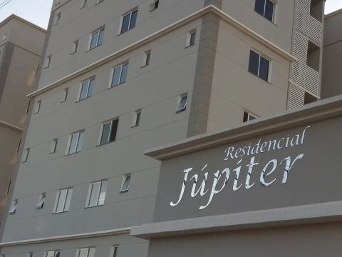 Vendo Apartamento 2/4 Júpiter ARNE 61 Lado Clube Sesc