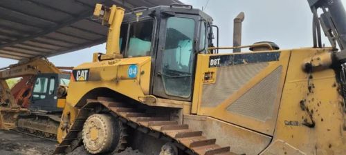 Trator de esteira D8T Caterpillar