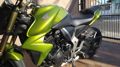 Cb 1000