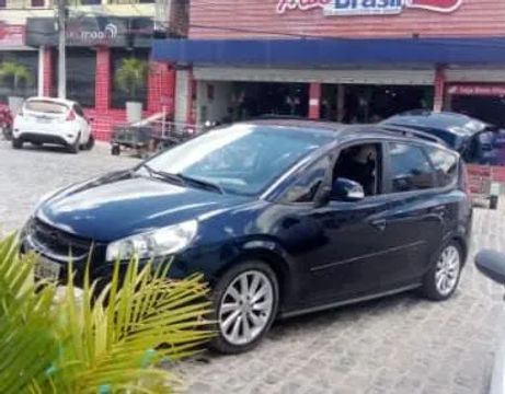 J3 série especial 7 lugares novão.aceito carta de crédito!
