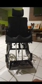 Cadeira de Rodas Manual