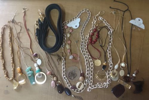 Lote de Jóias e Bijuterias