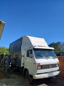 Volkswagen 7-110 baú