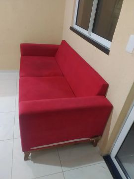 Sofá 2 lugares vermelho