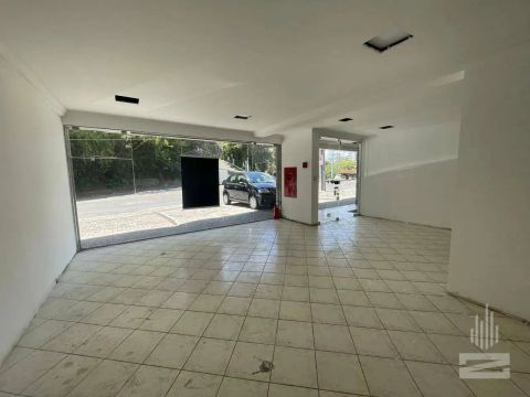 Excelente Loja para alugar PERTO DA PRAÇA DO ESTUDANTE, 80 m² por R$ 3.280/mês - Vila Nova