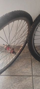 Vendo essas rodas para bike 26