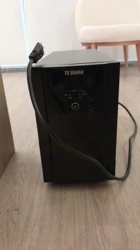 Nobreak UPS Senoidal 2200va 8 tomadas bivolt 4222 Ts Shara