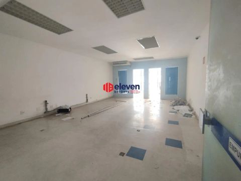 OPORTUNIDADE - PREDIO COMERCIAL - CENTRO - VENDA.