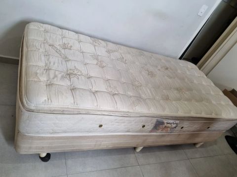 CAMA BOX SOLTEIRAO CASTOR