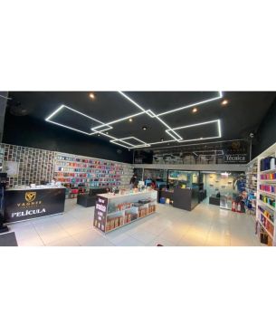 IMÓVEL COMERCIAL AMPLO NA RUA DO COMÉRCIO - EXCELENTE LOCALIZAÇÃO!