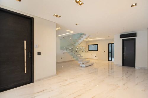 SOBRADO DE RUA- 03 DORMITORIOS (02 SUITE)- POSSIBILIDADE 4º DORMITOTIO (3ª SUITE)- 228m² -