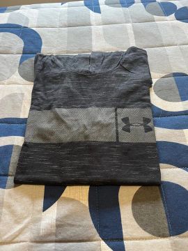 Camiseta manga longa Under Armour original 
