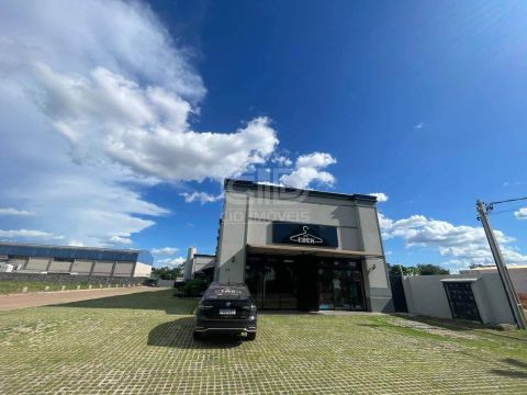 Sala comercial com 65m² na Av. Mario Andreaza