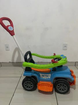 Quadriciclo infantil 