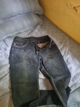 Calça Jeans Masculina novas as duas por 80 N° 40 ficaram apertadas
