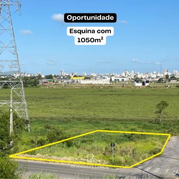 Terreno 1057m² ESQUINA investidor oferta e MOMENTO, ideal para geminados ou galpão