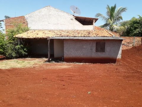 Chácara com 505m² e Edícula Condomínio em Alvorada do Sul. 