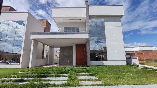 R$1.3 milhão casa 4 quartos alto padrão no condomínio Parque Paraíso 