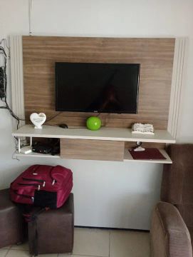 Rack de Parede com Painel para TV