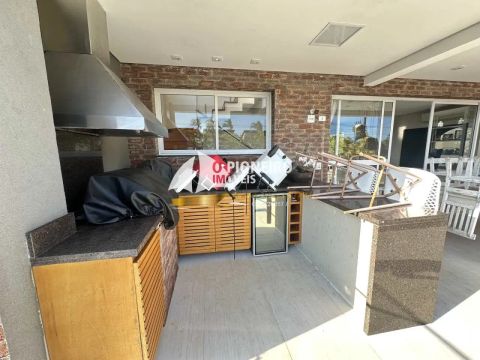 Casa para férias na praia de Juquehy! Venha conferir!