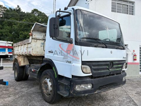 Mercedes Benz Atego 1718 Ano 2012 Caçamba 4m³