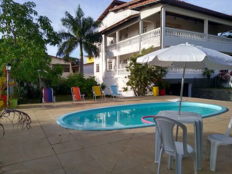 Casa 7/4 suíte  ar-condicionado piscina churrasqueira 900m da praia de Ipitanga e Vilas
