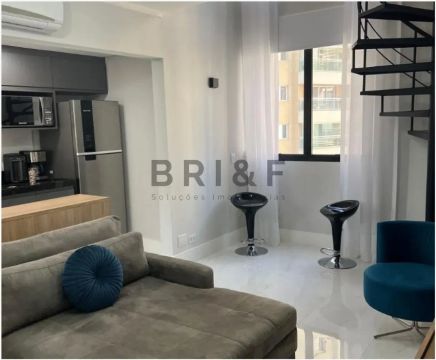 APARTAMENTO DUPLEX A VENDA COM 1 DORMITÓRIO, 1 SUÍTE E 1 VAGA NA VILA OLÍMPIA