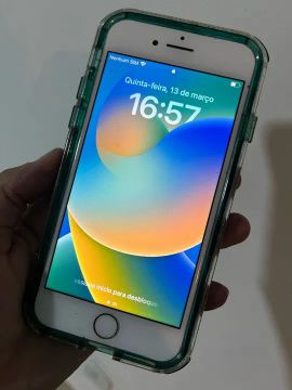 iPhone 8 Plus com Capinha