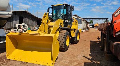 Pá carregadeira caterpillar 924k