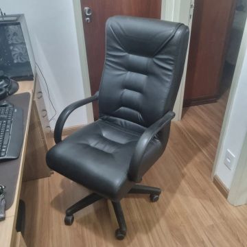Cadeira de Escritório Giratória reclinável com Rodinhas