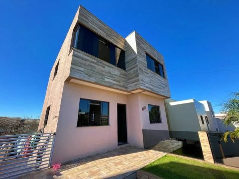 Casa à venda 4 Quartos, 1 Suite, 2 Vagas, 200M², Desbravador, Chapecó - SC