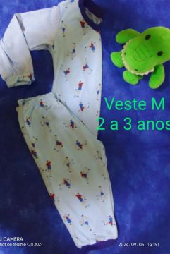 Pijamas de Futebol para Bebê - Tamanho M (2 a 3 anos)