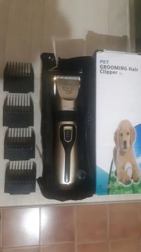 Máquina de Tosa (precisa consertar) - Pet Grooming Hair Clipper Kit