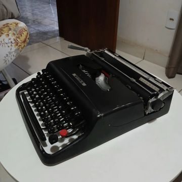 Máquina de escrever