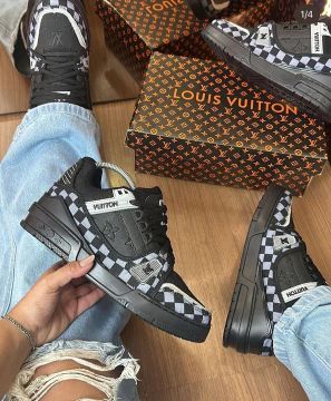 Tênis Louis vuitton Trainer preto