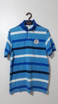 Camiseta Gola Polo. Tamanho M.