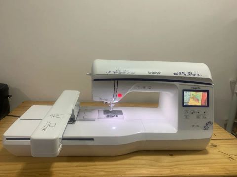 Máquina de Costura Brother Innov-is BP1430L