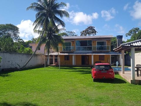 Alugo casa em jauá 