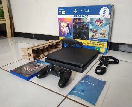 PS4 Slim 1tb Zerado Com Caixa e Vários Jogos..