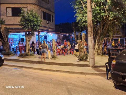 Passo excelente ponto comercial 