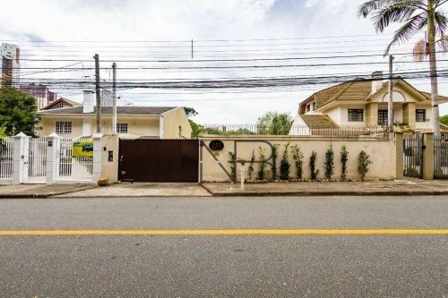 RESIDÊNCIA EXCLUSIVA PARA LOCAÇÃO NO ECOVILLE  MOBILIADA, DECORADA E PRONTA PARA VOCÊ!
