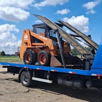 MINI ESCAVADEIRA DAEWOO DSL 802 BOB CAT