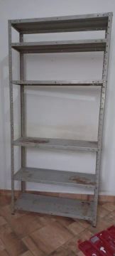 Armários desmontáveis de ferro. 