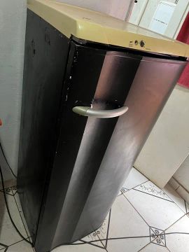 Geladeira Usada em Ótimo Estado