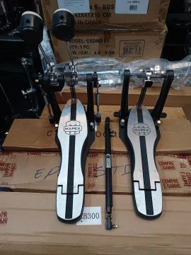 Pedal duplo Mapex mars p600tw corrente dupla robusto e resistente