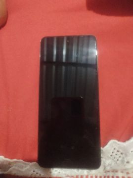 Vendo celular com problema para retirada de peças 