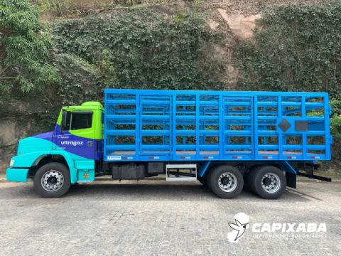 Carroceria truck gaiola transporte de gás botijão P13